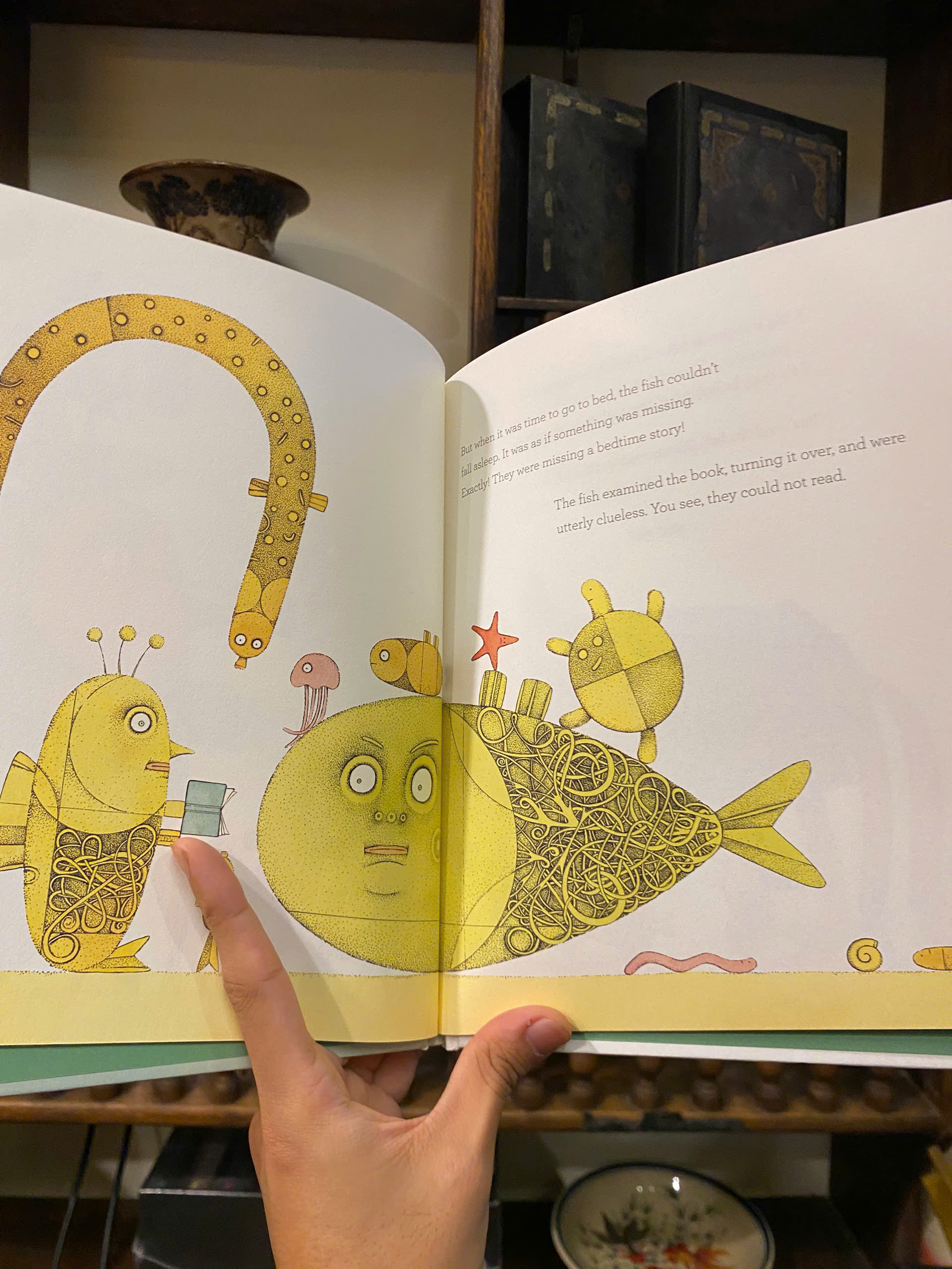 Sách - The Sea by Piret Raud | English Children's Picture Book | Sách ngoại văn - Bìa cứng