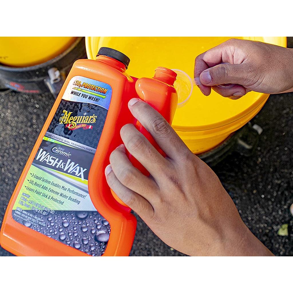 Meguiar's Xà phòng rửa xe có thành phần Ceramic tạo hiệu ứng lá sen - Hybrid Ceramic Wash &amp; Wax, G210256