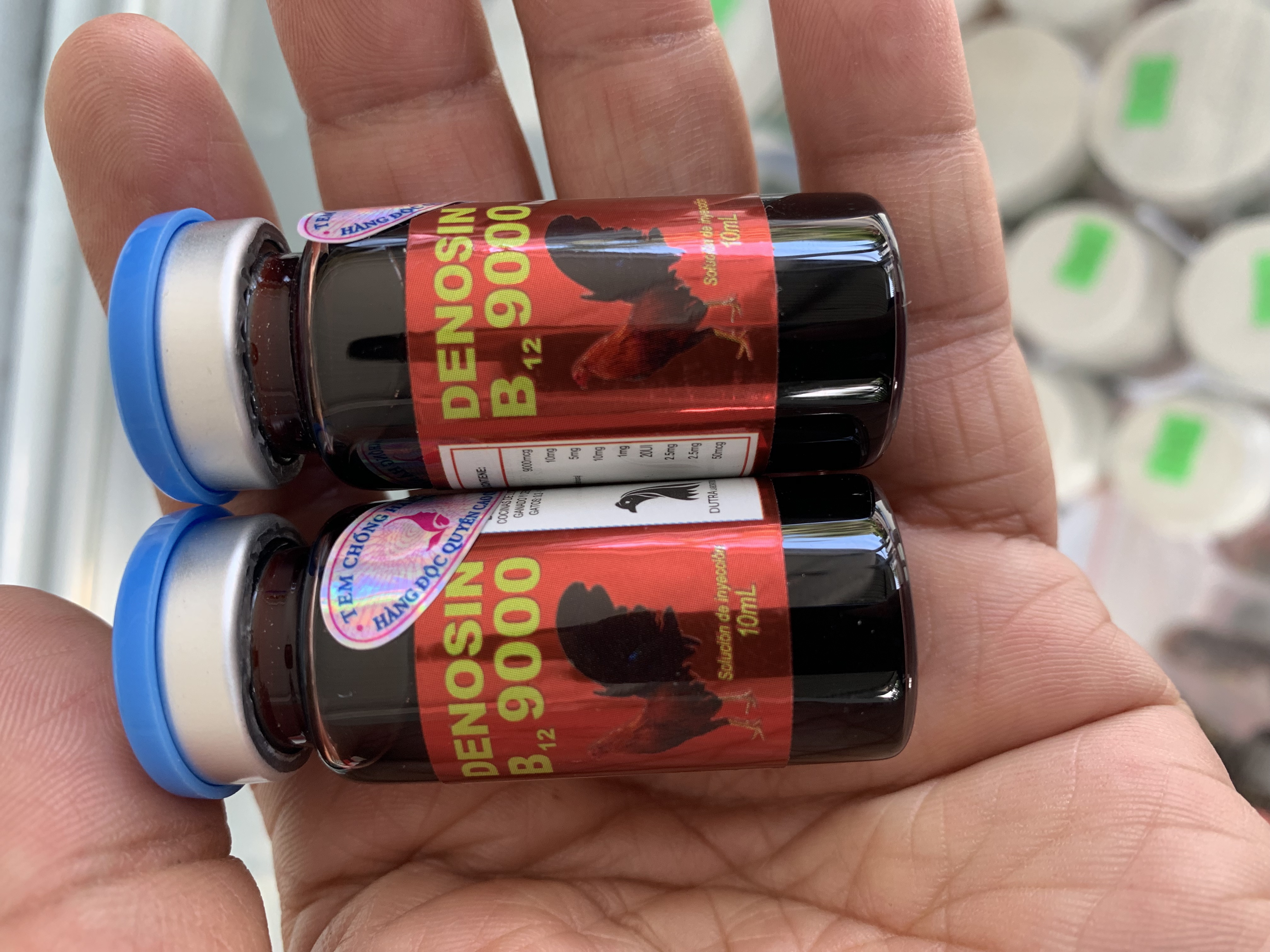 Thuốc nuôi gà đá tăng bo B12 9000, chai 10ml