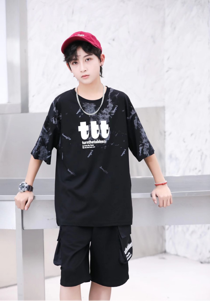 Hình ảnh Bộ cộc tay bé trai size đại 10-18 tuổi in chữ ttt kiểu dáng thời trang hàng Quảng Châu cao cấp