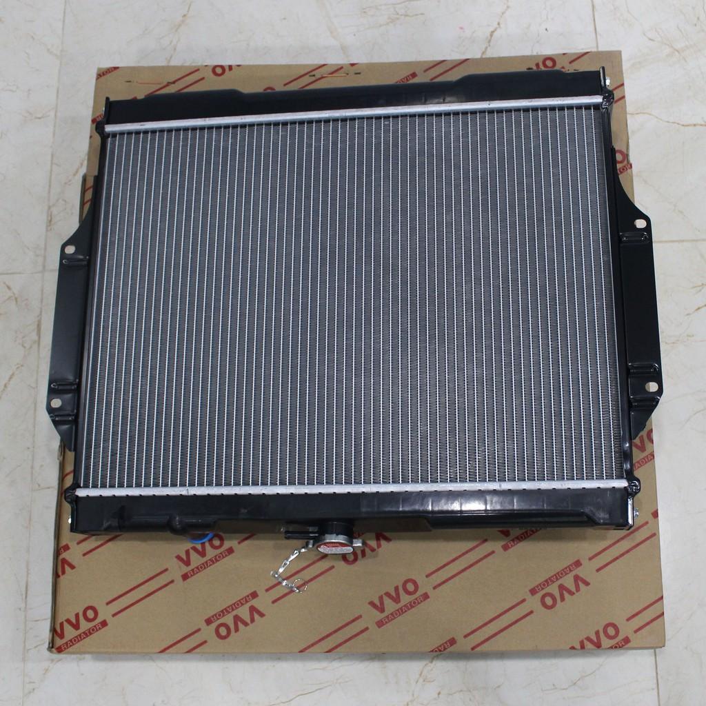 Két nước Mitsubishi Pajero, V31-V32, số sàn, loại dày