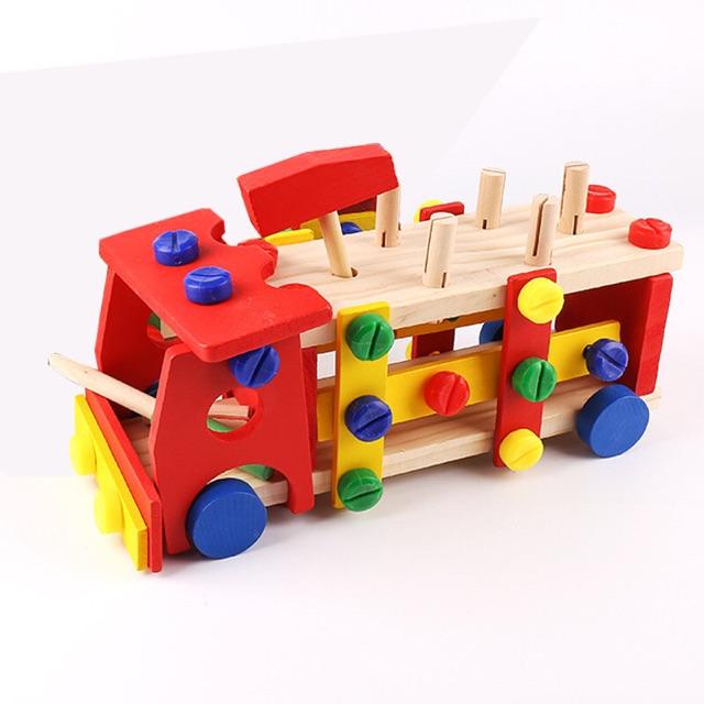 Đồ chơi Gỗ Xe Ô tô đập tháo ốc vít - Gỗ An Toàn