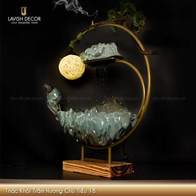 Thác Khói Trầm Hương Chú Tiểu 18