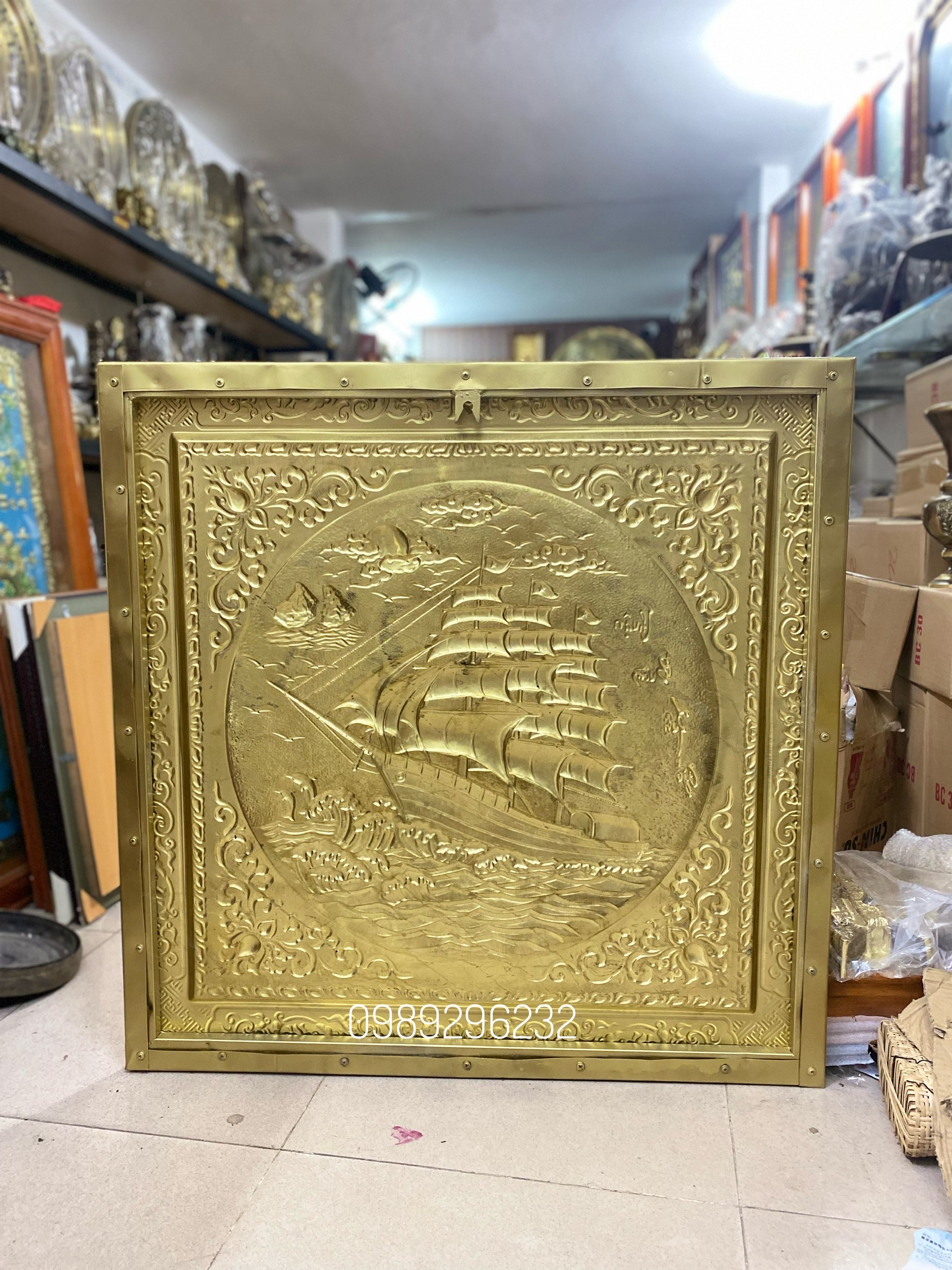 Tranh đồng thuận buồm xuôi gió bằng đồng liền khối 90 x 90cm
