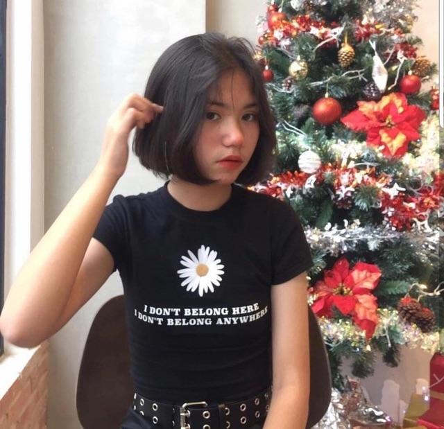 Áo thun croptop bông cúc
