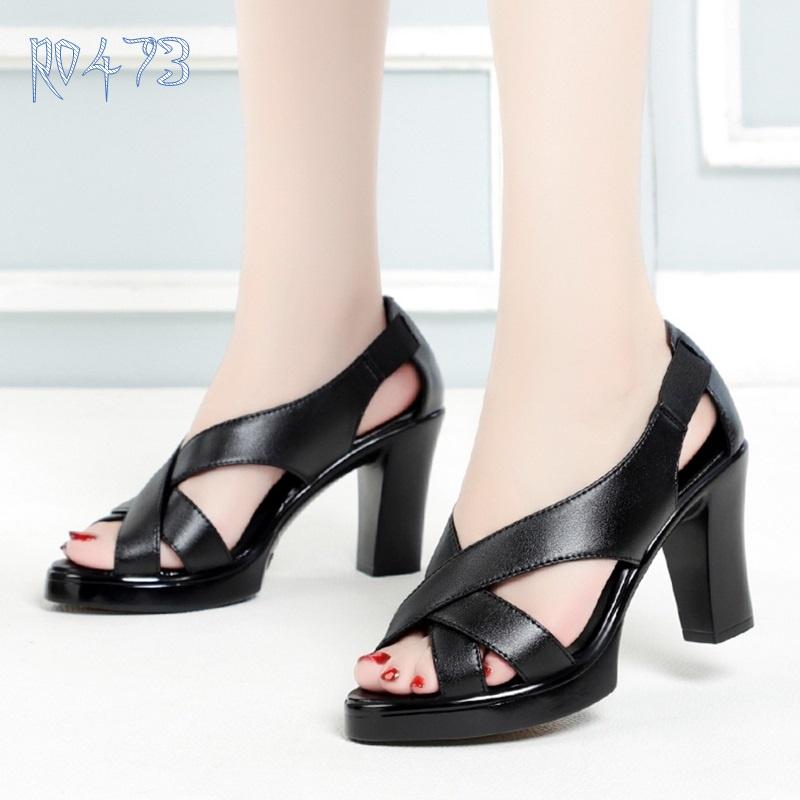 Sandal nữ quai chéo ROSATA RO473 cao 8p - Đen - HÀNG VIỆT NAM - BKSTORE