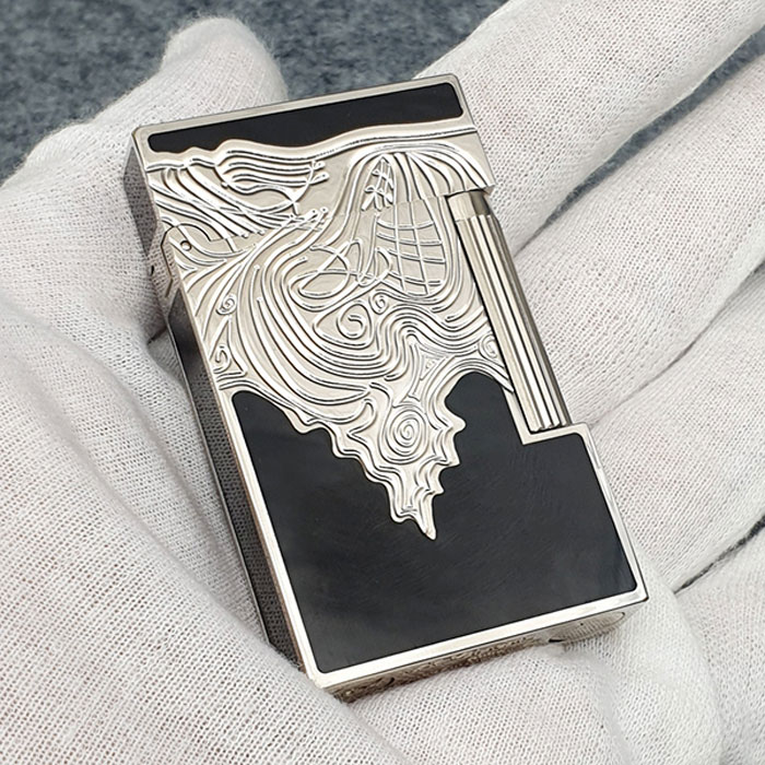 Vỏ Hột Quẹt Bật Lửa Upon D103B Sơn Mài Họa Tiết Khắc Chìm Đen Bạc - Dùng Gas Đá Cao Cấp