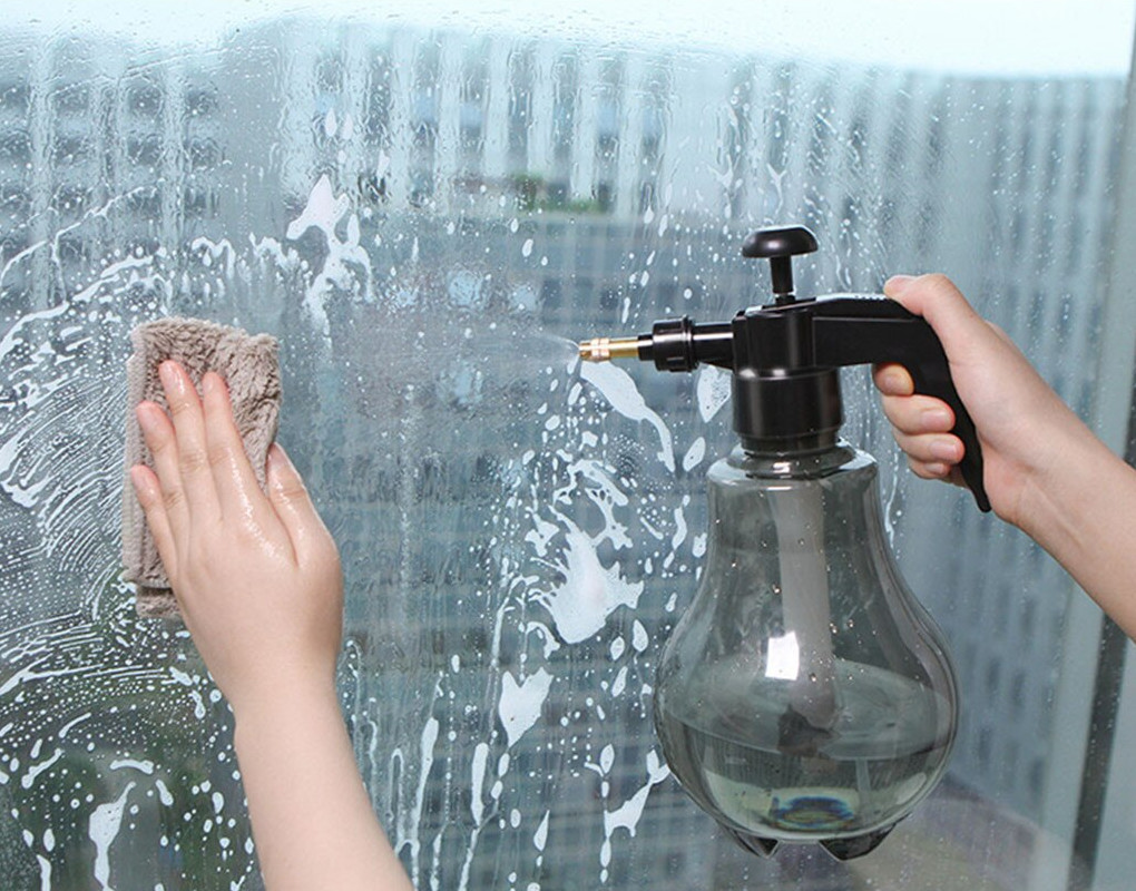 Bình nước tưới cây tạo sương, áp lực nước tạo bọt rửa xe