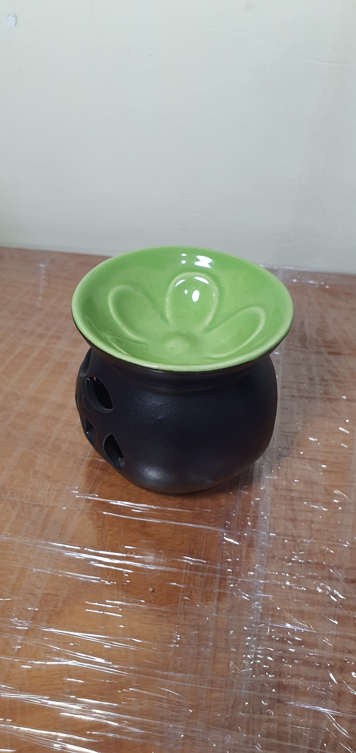 Xông tinh dầu sứ cao cấp ngang 8cm