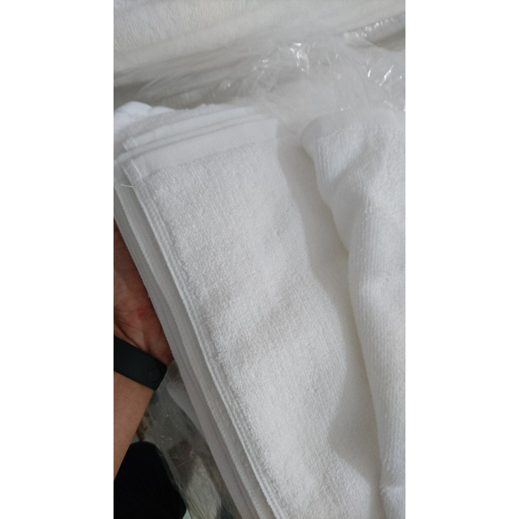 Khăn Tắm Khách Sạn 100% Cotton 70x1m4