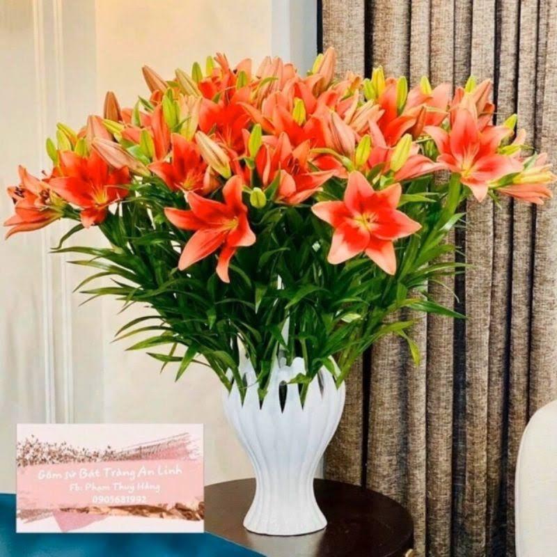 Bình hoa bàn tay Phật sứ trắng đẹp không tì vết