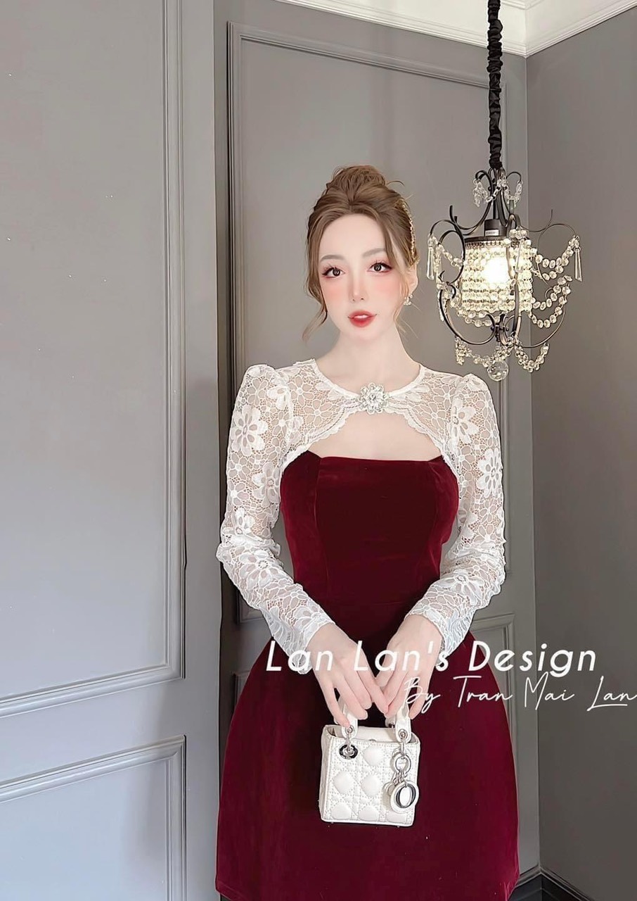 ĐẦM NHUNG KÈM PHỤ KIỆN CÓ MÚT NGỰC CỰC SANG CHẢNH