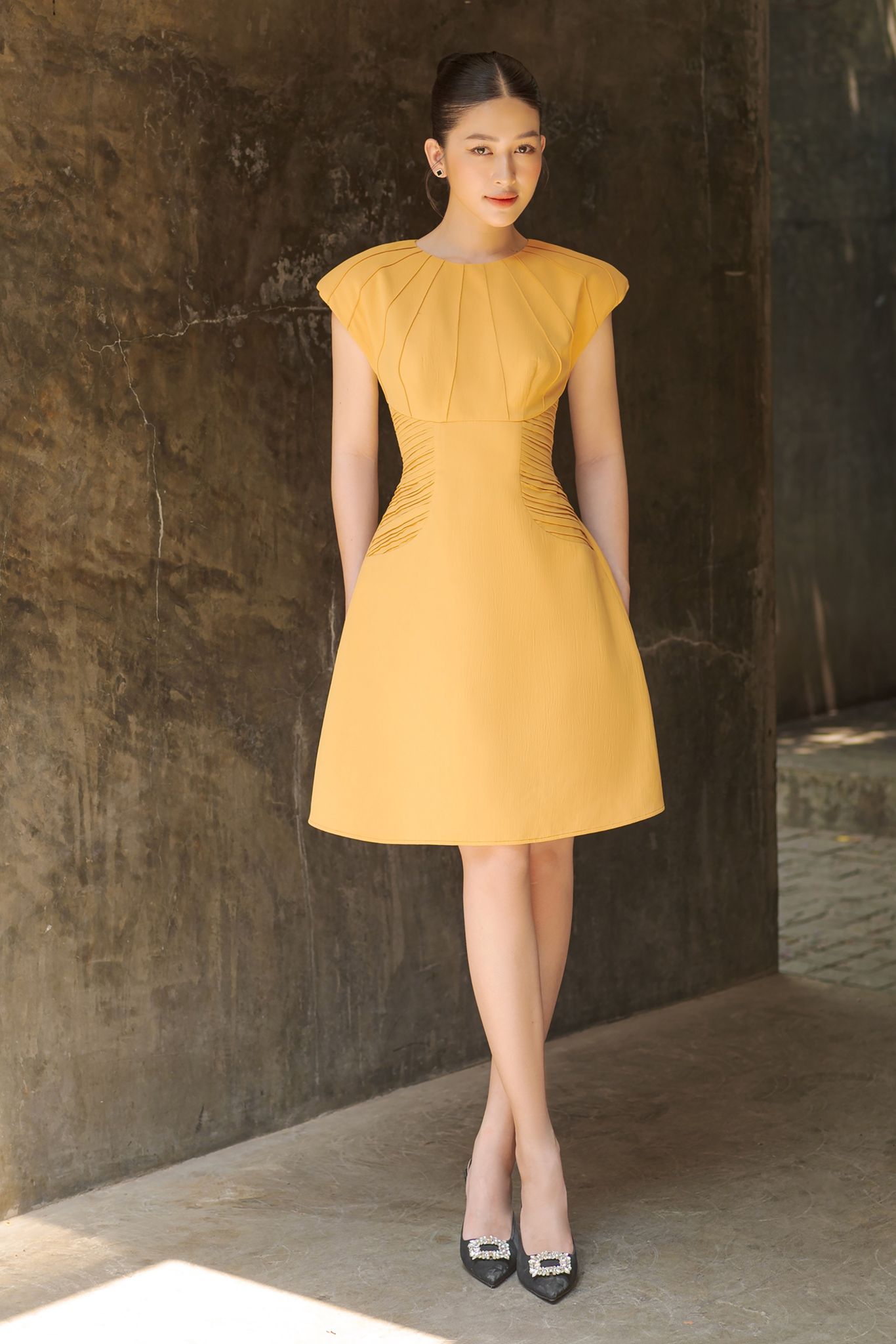 OLV - Đầm Isata Blonde Dress