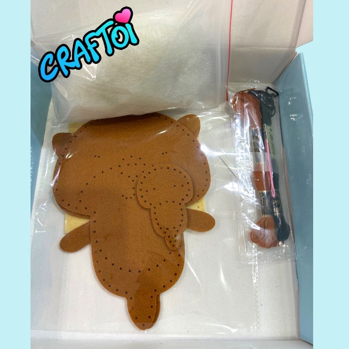 KIM NHỰA Bộ Thủ Công Trẻ Tự Làm Thú Bông 5+ Otter Mrs. Otter &amp; Baby Otty Craftoi Felt Sewing toy prepunched holes plastic needle