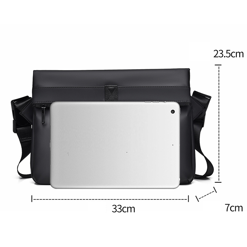 Túi đeo chéo nam phong cách mới - BEE GEE DCN9371