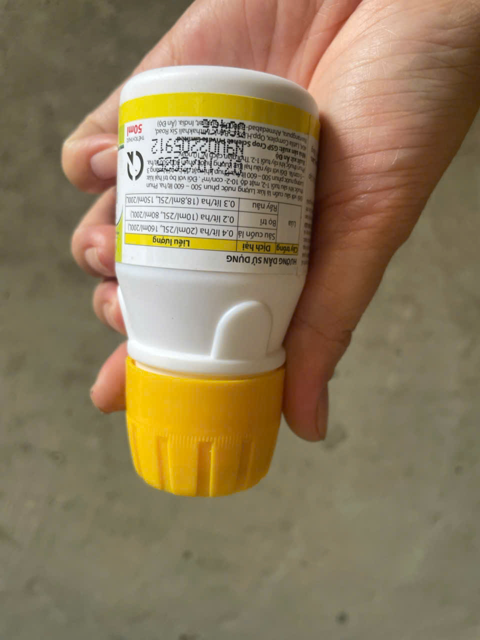 Thuốc diệt ruồi vàng, kiến, rầy nâu, rầy xanh, sâu xanh và sâu tơ UNI-TEGULA 24.7SC (100ml)