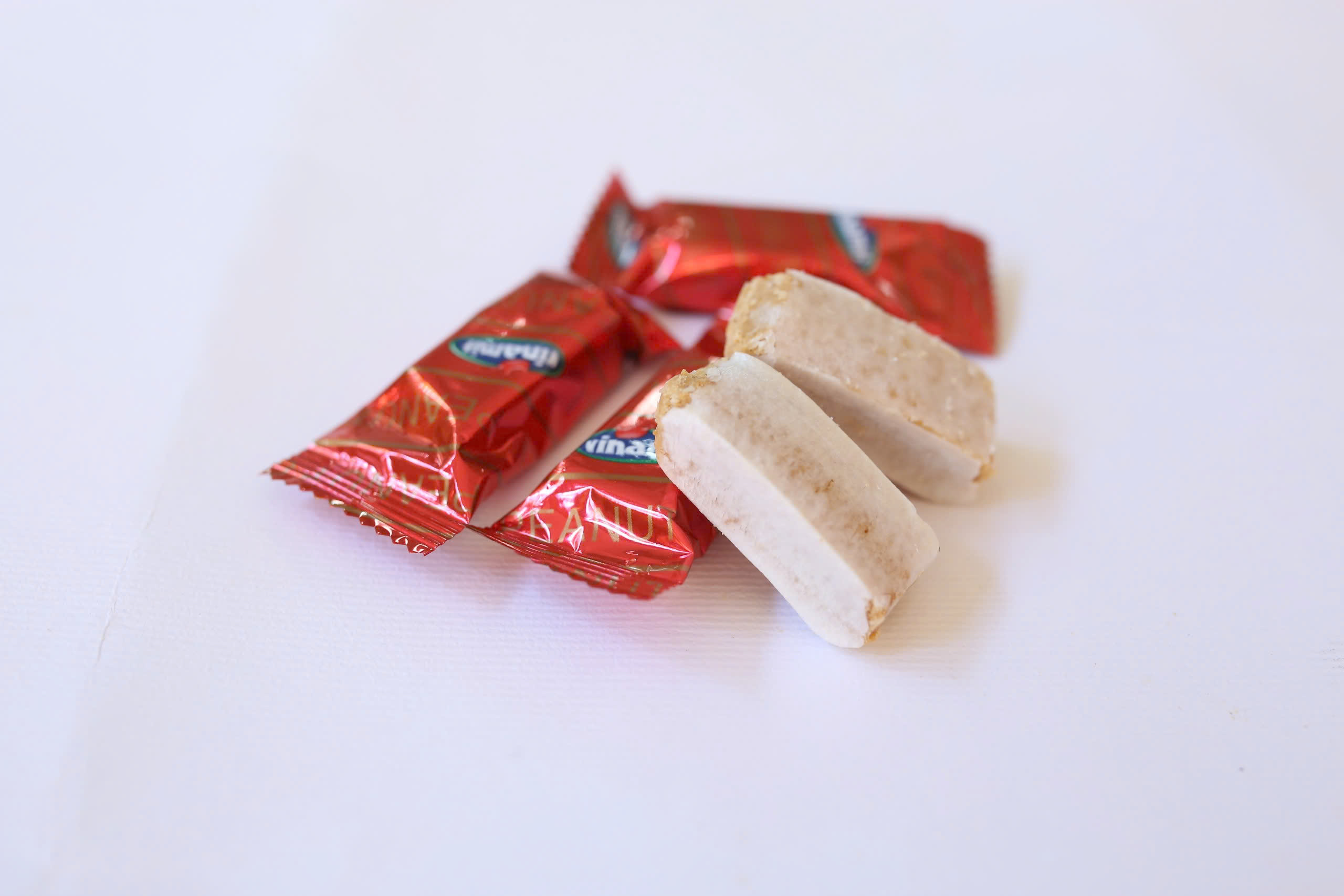 Kẹo Bơ Đậu Phộng Vinamit 500G
