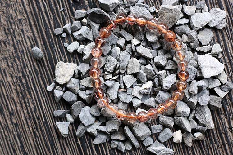 Vòng Thạch Anh Tóc Nâu Đỏ Myanmar 7mm Ngọc Quý Gemstones VT118