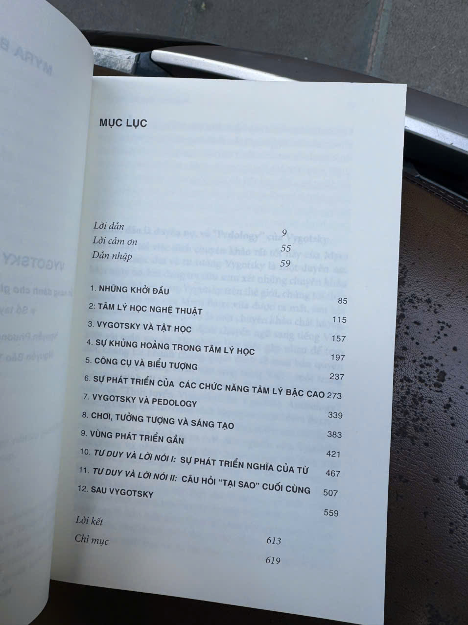 VYGOTSKY NGƯỜI GIÁO VIÊN – Myra Barrs – Nguyễn Phương Thảo, Lê Thị Nguyên dịch – Khải Minh – NXB Phụ nữ Việt Nam