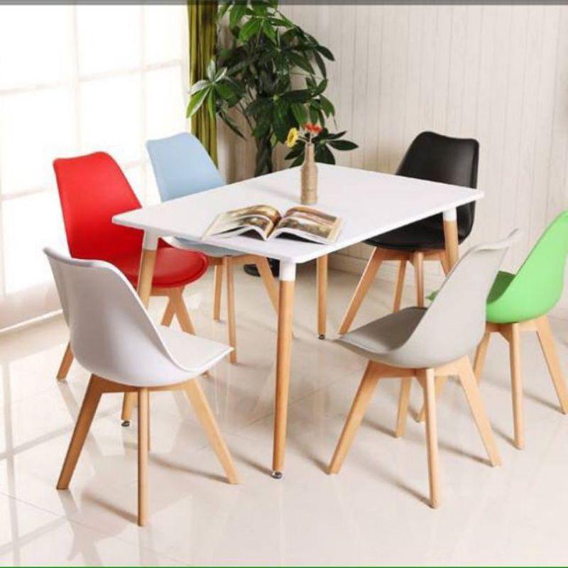 Bộ Bàn Ăn gồm 1 bàn và 4 ghế eames đệm da