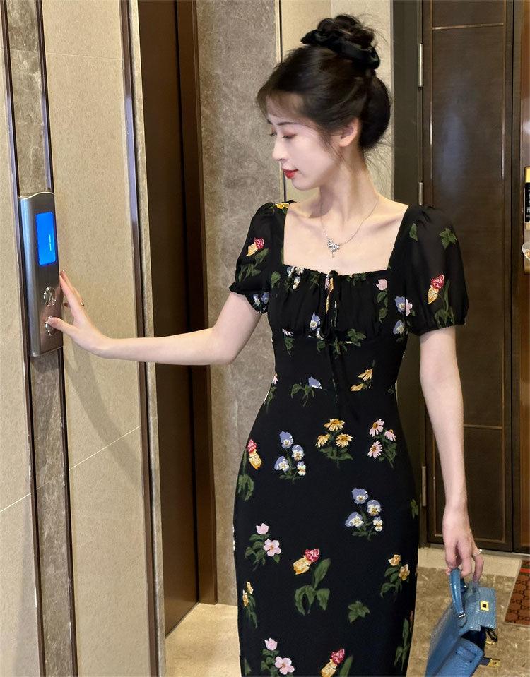 DONGSHOP Pháp Vintage vuông cổ in tay áo ngắn đuôi cá đầm nữ tính siêu tiên váy dài màu đen hoa chiffon đầm