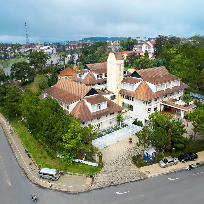 Mường Thanh Holiday Hotel 4* Đà Lạt - Trung Tâm, Buffet Sáng, Hồ Bơi, Gần Chợ Và Hồ Xuân Hương, Phong Cách Châu Âu