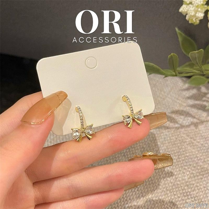 Bông tai nữ hình nơ đính đá xinh xắn ORI ACCESSORIES B470