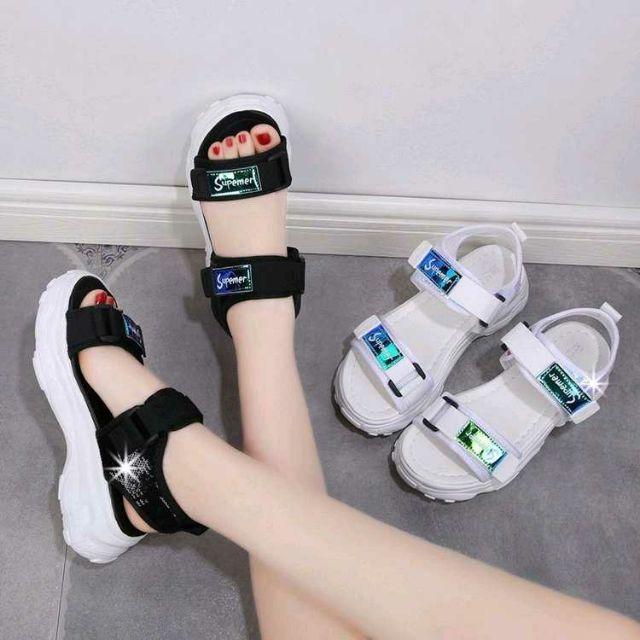 Sandal học s