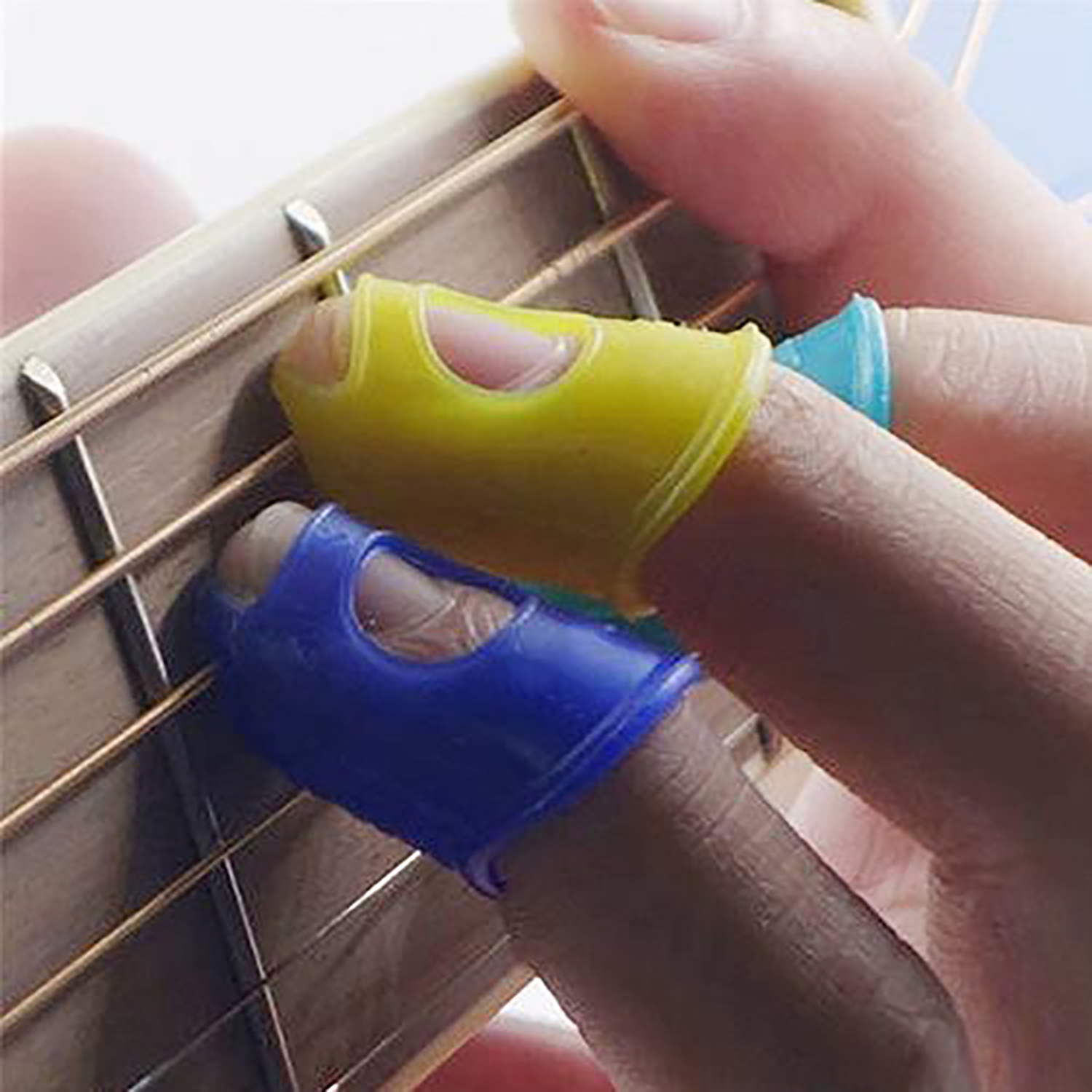 Dụng cụ bảo vệ đầu ngón tay trái khi chơi đàn Guitar - Giúp giảm đau đầu ngón tay