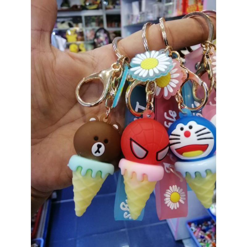 MÓC KHÓA LY KEM SILICON CÓ ĐÈN