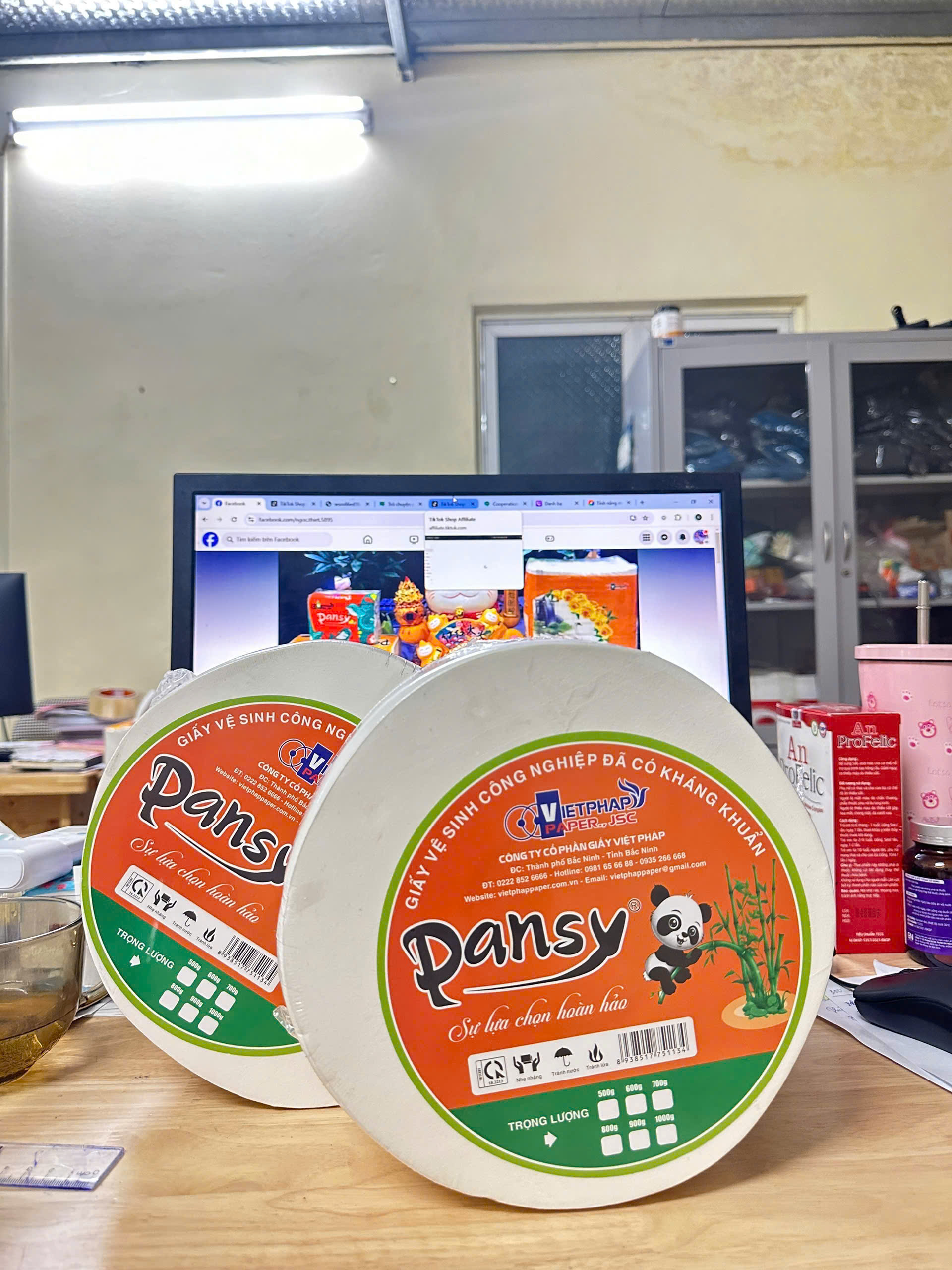 ( COMBO 5 Cuộn) Giấy Vệ Sinh Công Nghiệp PANSY 500gr Cuộn Lớn 3 Lớp Siêu Tiết Kiệm Mềm Mịn Dai Thấm Hút
