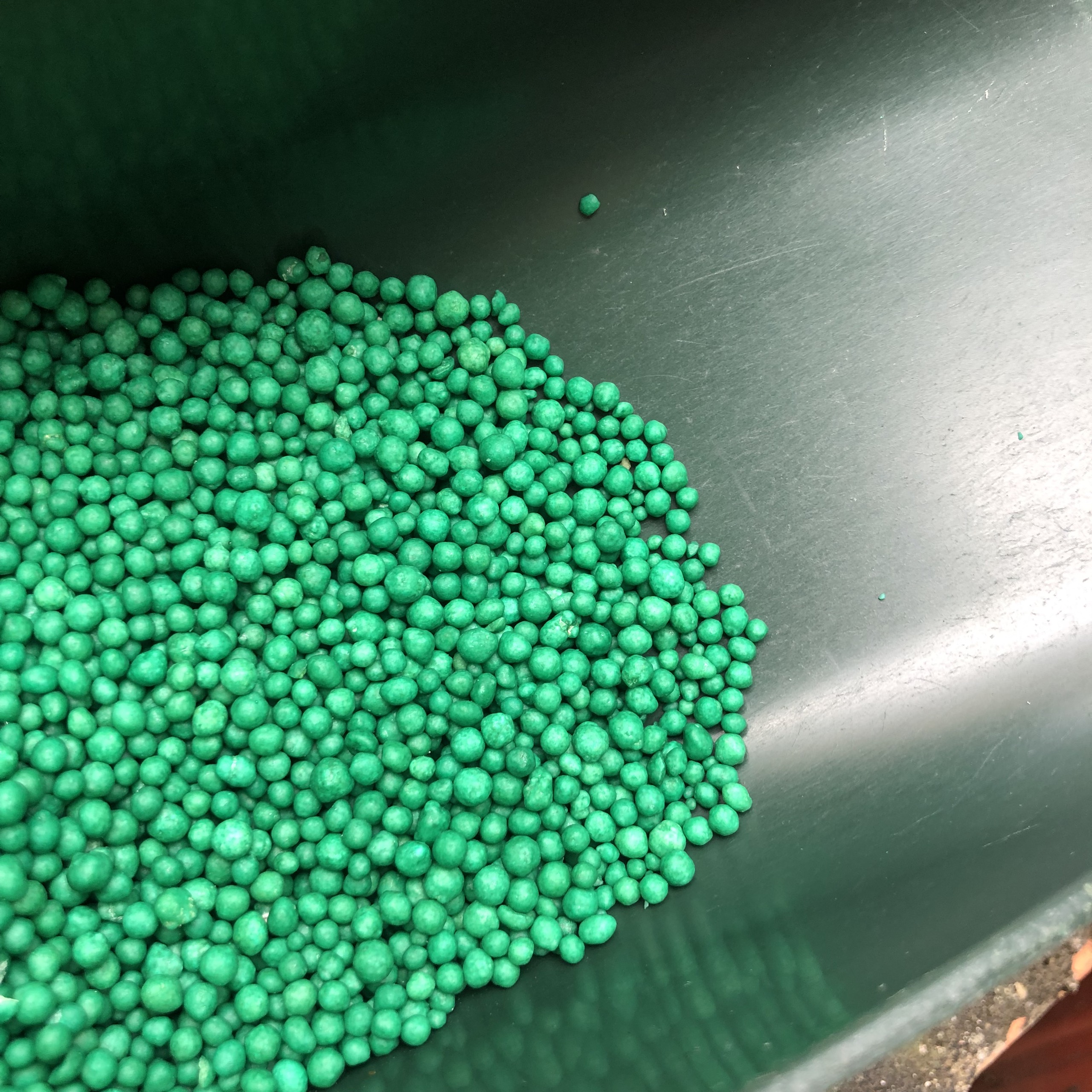 Phân tan Chậm Mỹ PoLyon hạt xanh - 16-6-12
