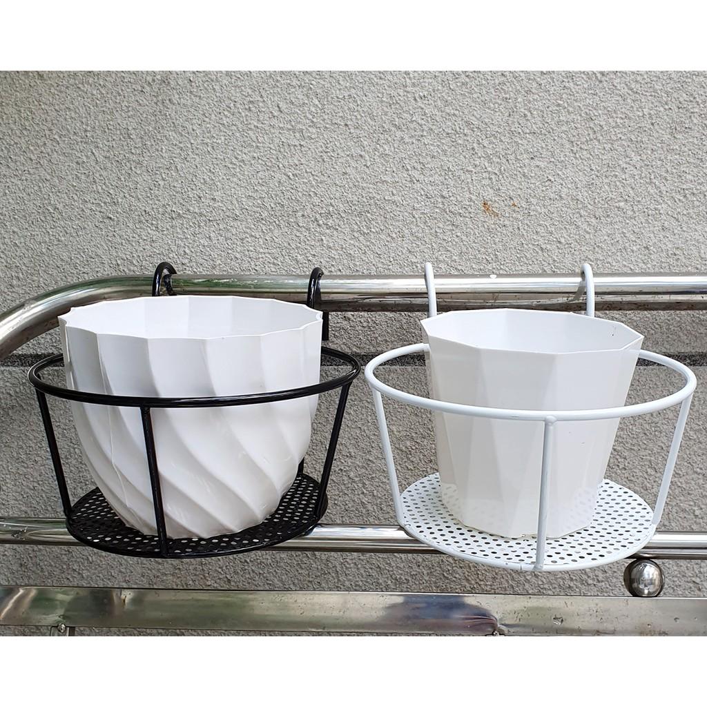 05 móc tròn treo hoa bằng sắt đặc sơn tĩnh điện có lưới đỡ chậu 22cm-Đồ Gia Dụng Tại HCM