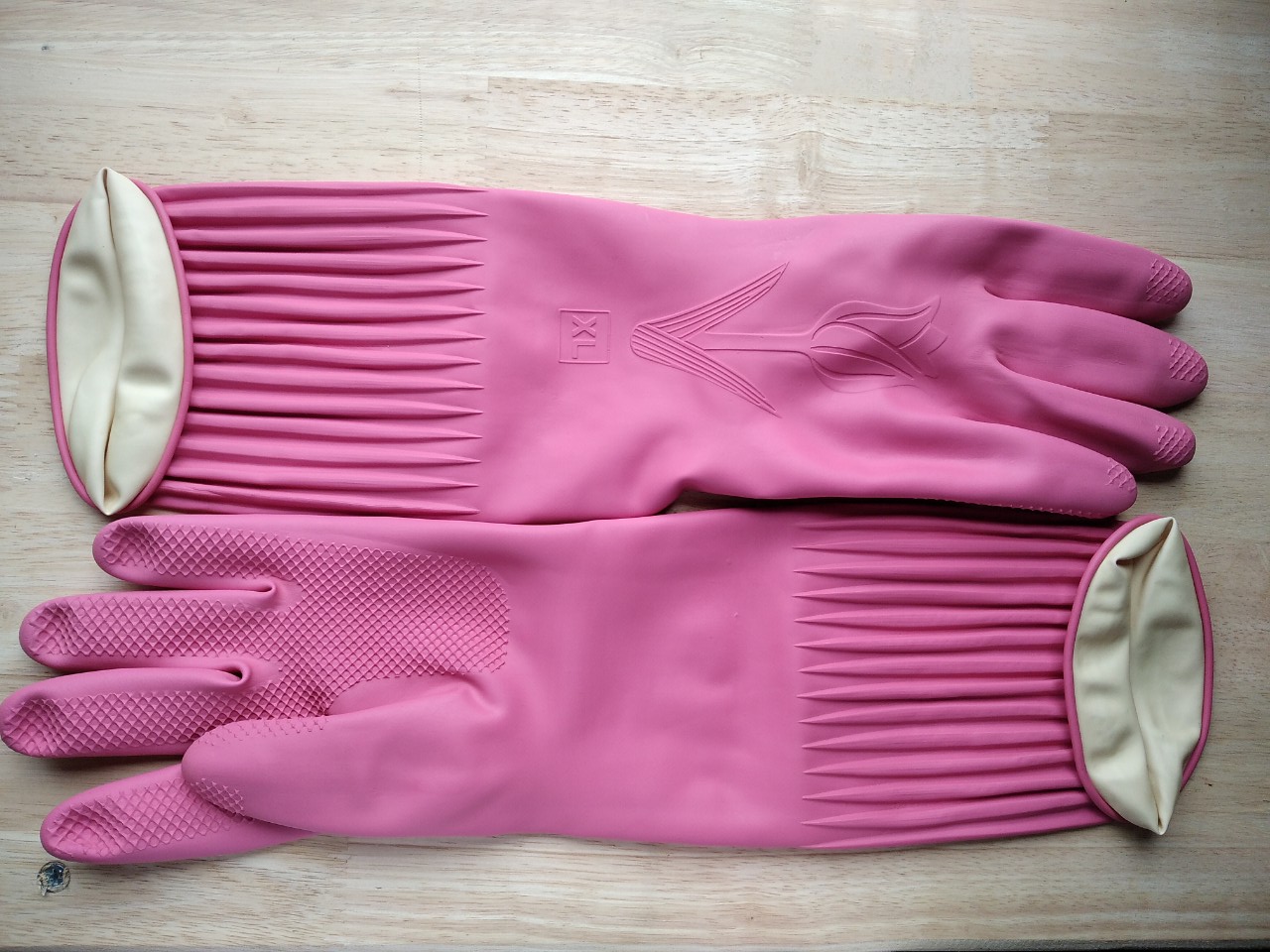 Găng tay cao su dùng trong gia dụng size L dài tới nửa cánh tay