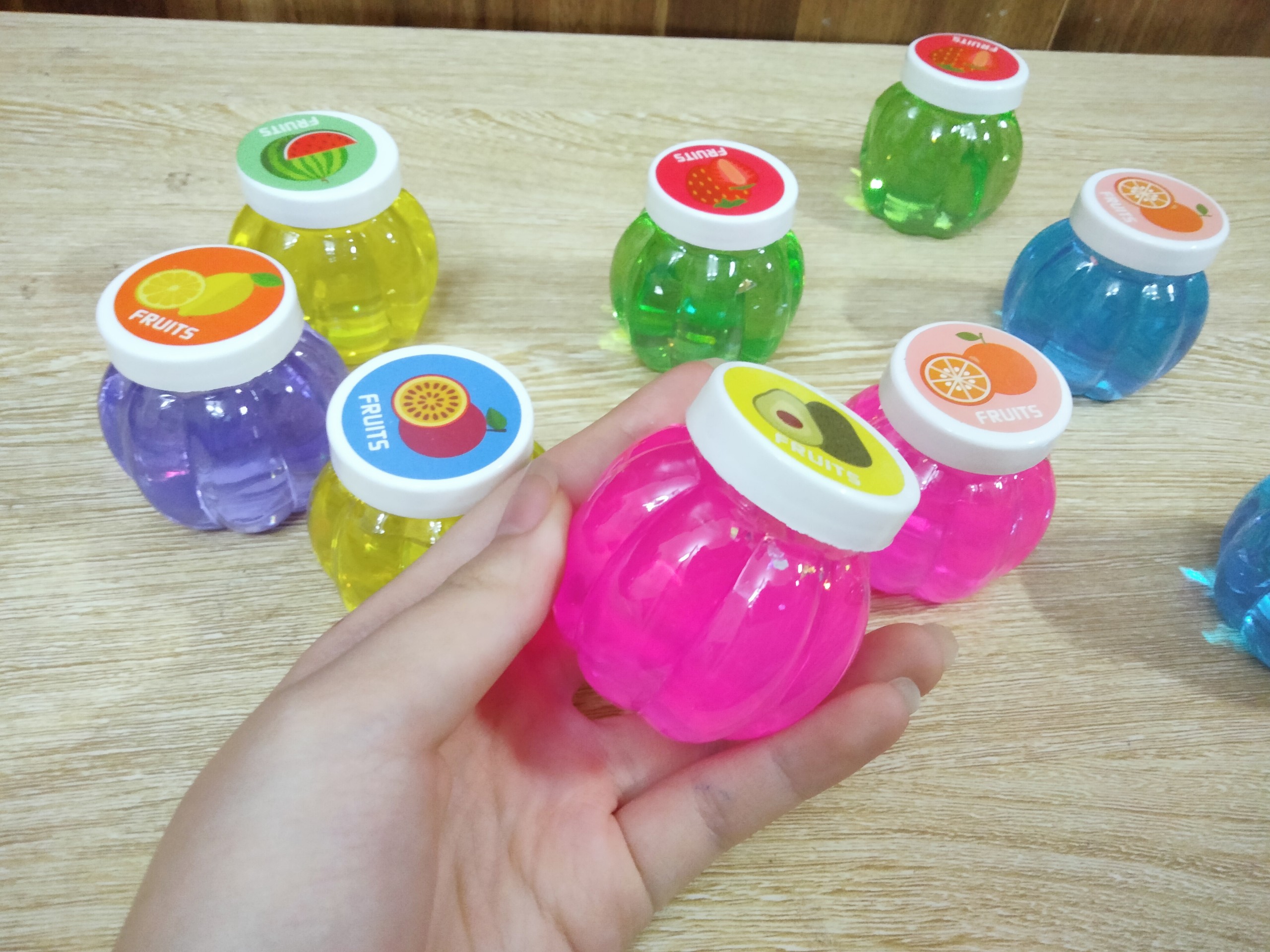 Hũ slime tròn [ DẠNG NƯỚC] siêu thích, siêu đã, siêu vui ( giao màu ngẫu nhiên)