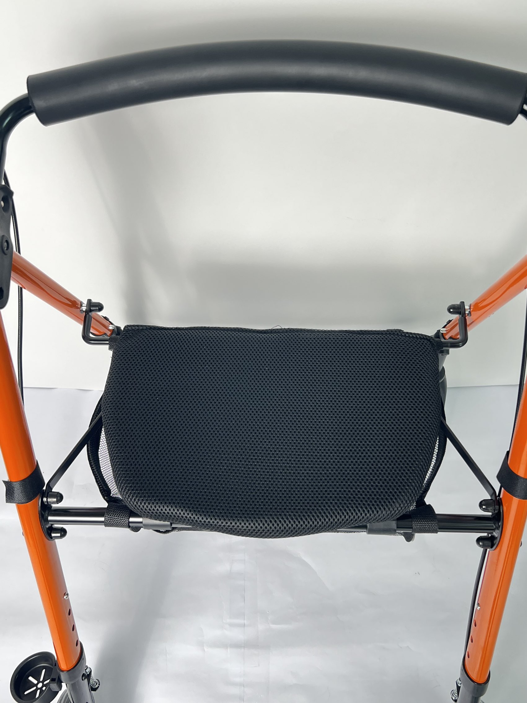 Khung tập đi cho người già GBM-035