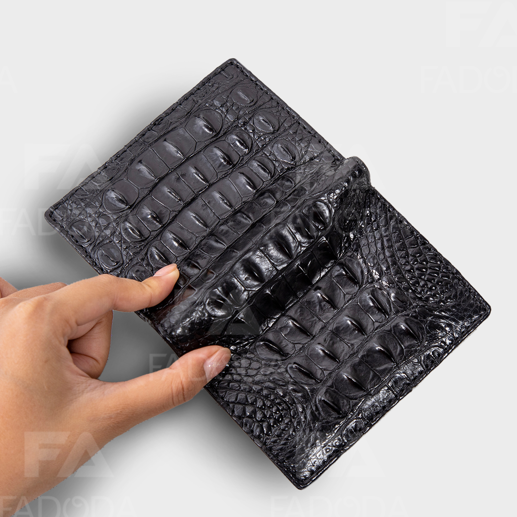Ví Đứng Da Cá Sấu Thật Chính Hãng CW01-01L