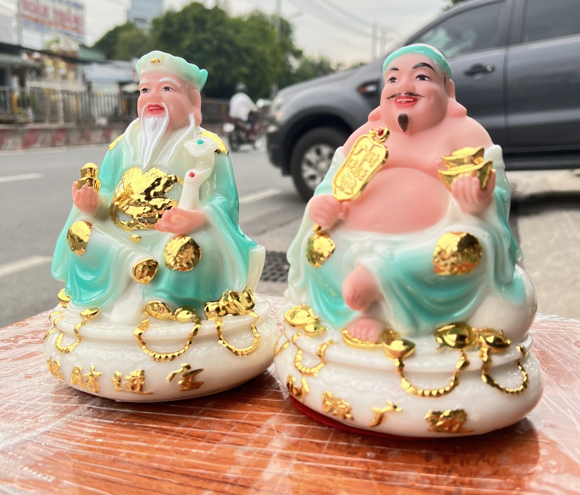 Tượng Thần Tài Thổ Địa Chiêu Tài Lộc Đá Việt Nam Cao 17cm 5 Màu