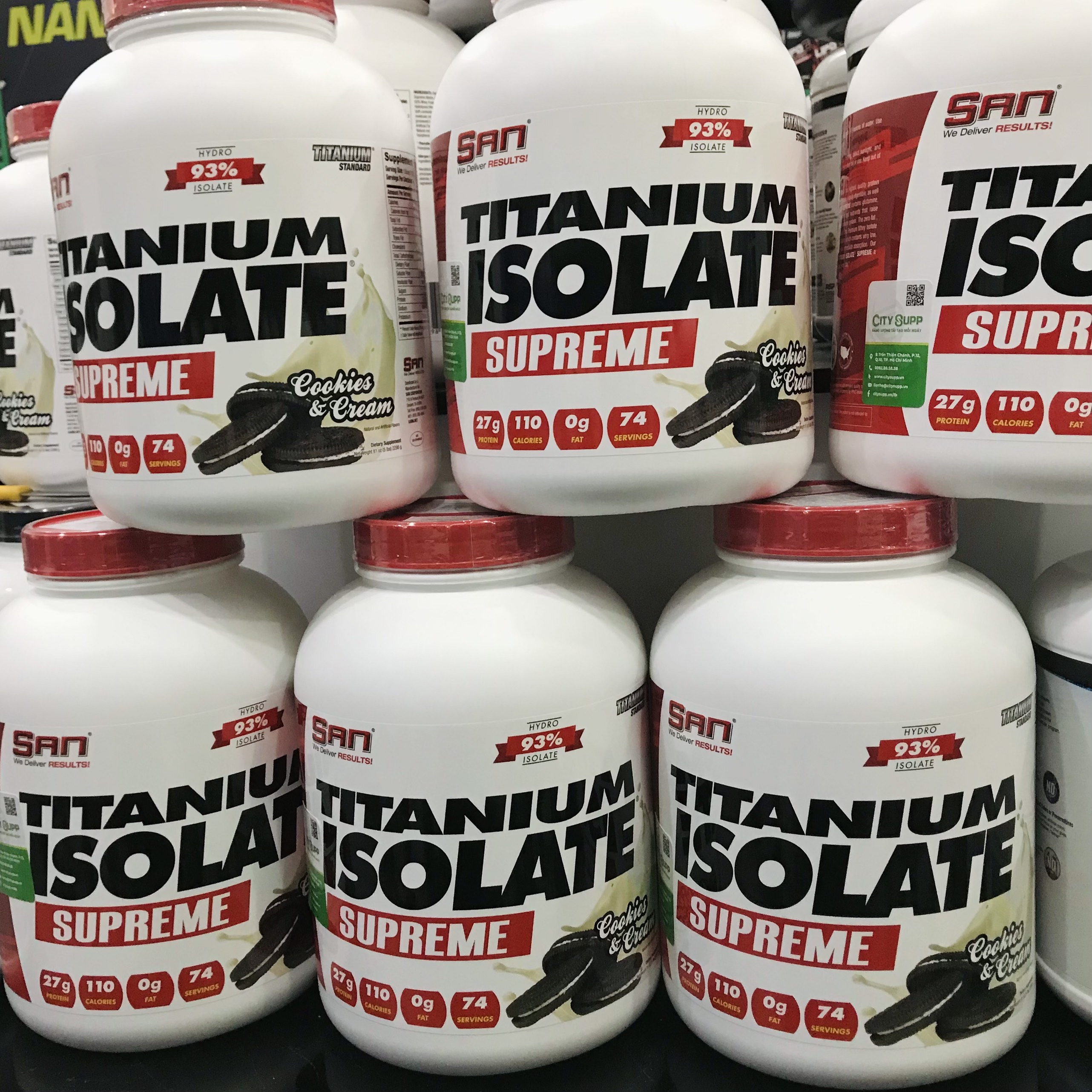 Combo Sữa Tăng Cơ SAN Titanium Isolate Supreme, Hỗ Trợ Xây Dựng Cơ Nạc Giảm Mỡ, 27g Protein Tinh Khiết, 7g BCAA, 0g Đường, 75 liều dùng - Kèm Bình Lắc (Màu Ngẫu Nhiên)