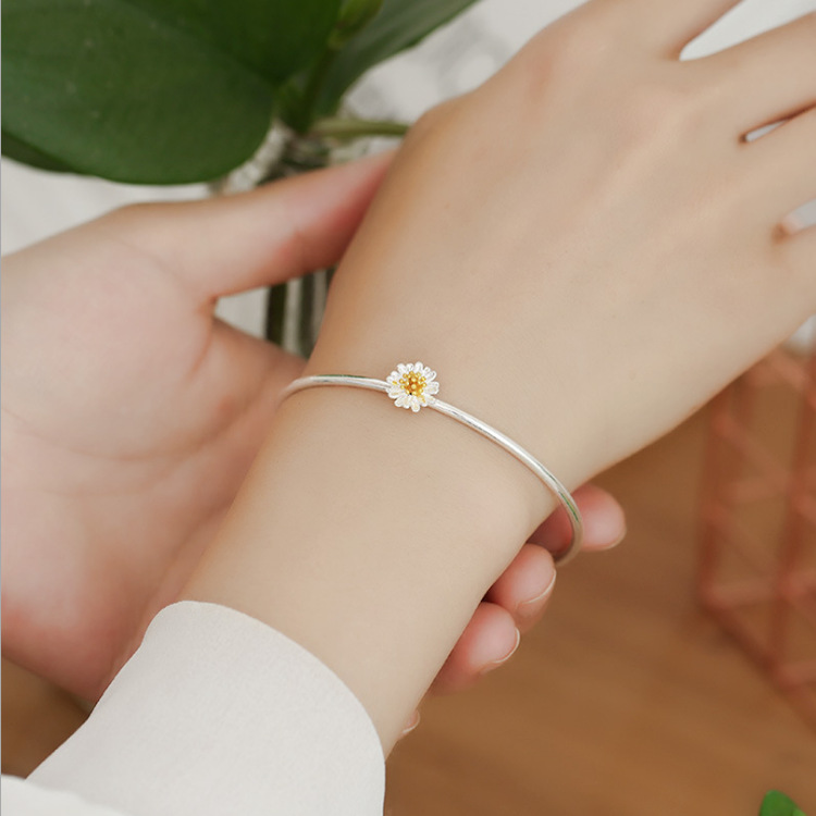 Hình ảnh Vòng tay cúc họa mi Daisy