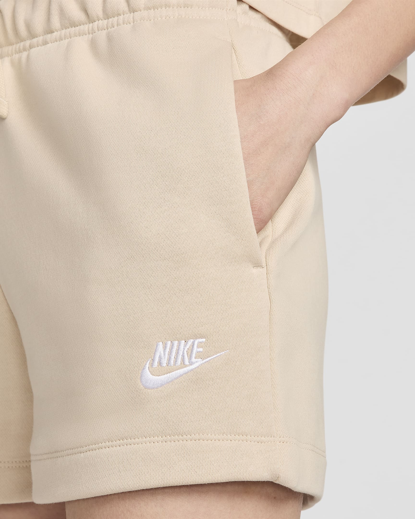 Quần ngắn thời trang Nữ NIKE AS W NSW CLUB FLC MR SHORT