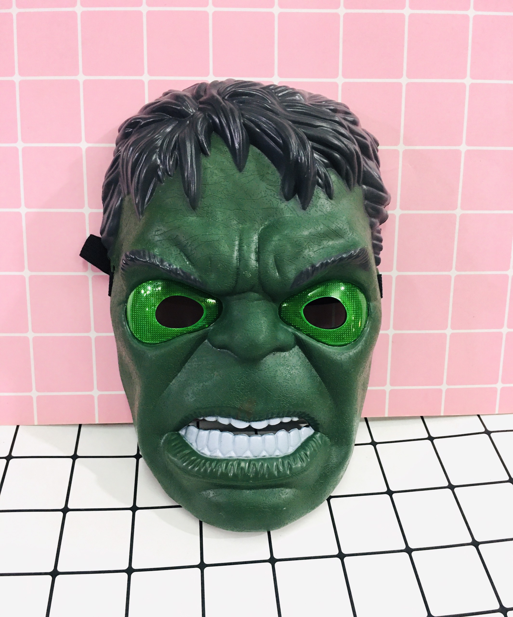 Mặt Nạ Người Khổng Lồ Xanh Hulk có đèn