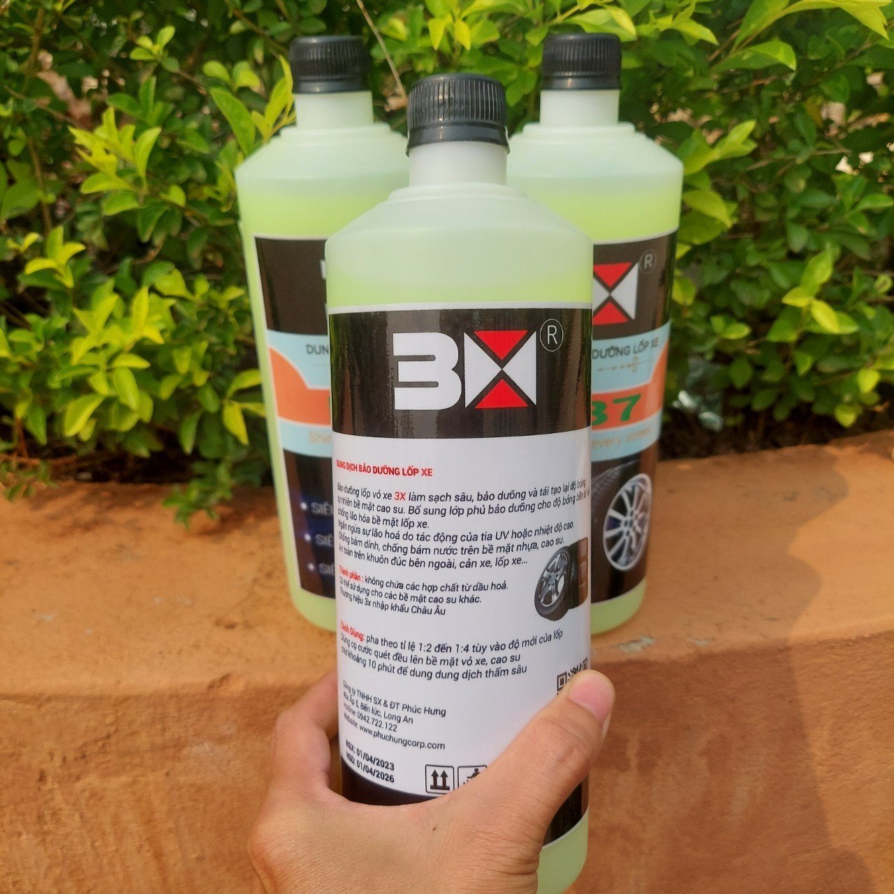 Dung dịch bóng lốp cao cấp 3X M87 1000ml siêu bóng siêu đen siêu bền