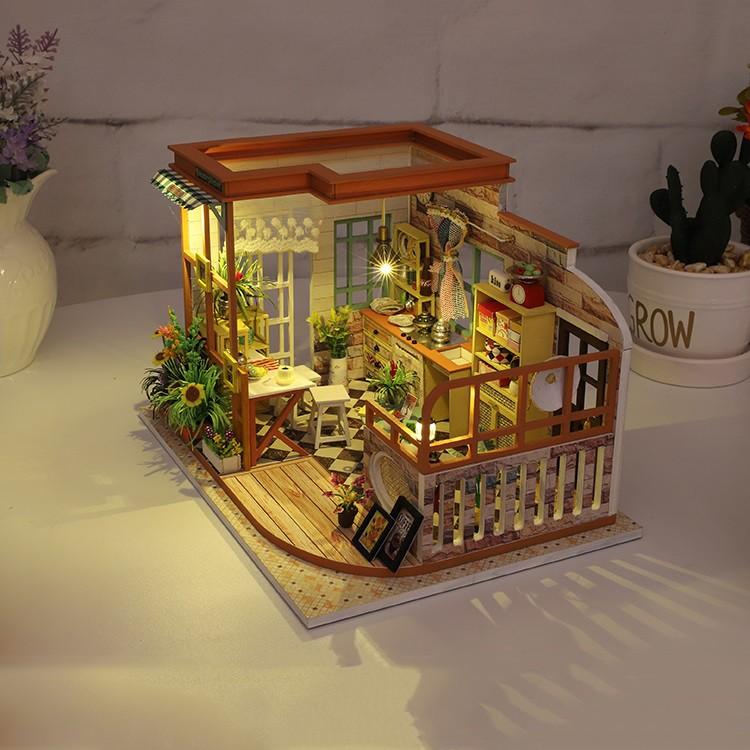 Mô hình nhà DIY Doll House Romantic Password Kèm Mica Chống bụi