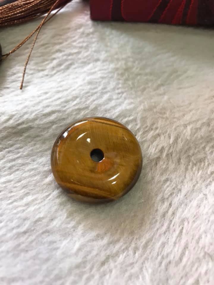 Mặt Dây Chuyền Đồng Tiền Điếu đá mắt hổ vàng nâu tự nhiên Size 30mm x dầy 8mm hợp mệnh Kim Thổ Thủy