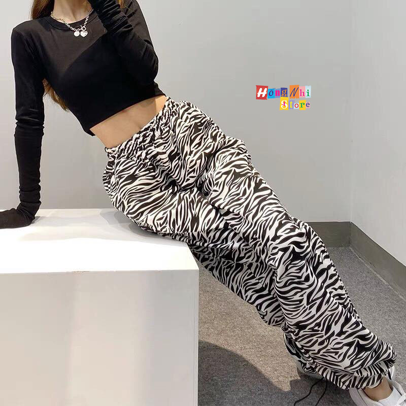 Quần Jogger 3D Ulzzang Unisex Jogger Loang Màu Dây Rút Lai Ống Rộng Báo Đen V2 - MM