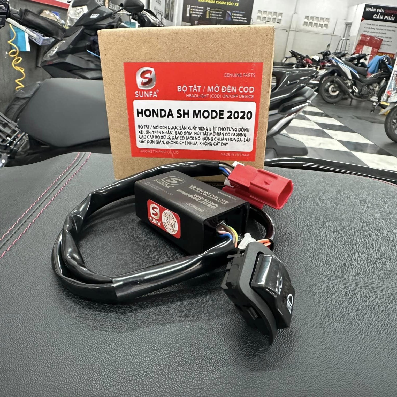 Bộ công tắc đèn Sunfa cho SH Mode 2020 (090036)