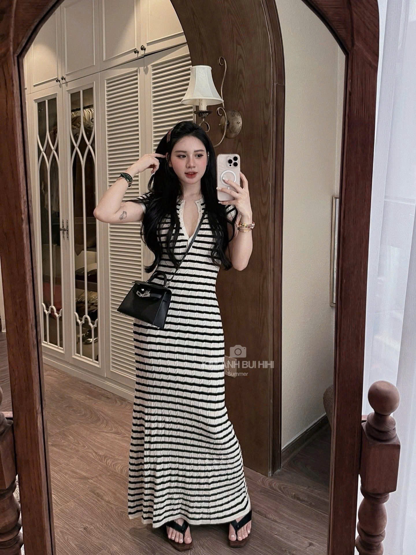 Váy Body Len Dài Kẻ Sọc Ôm Dáng Tôn Eo Sang Xinh