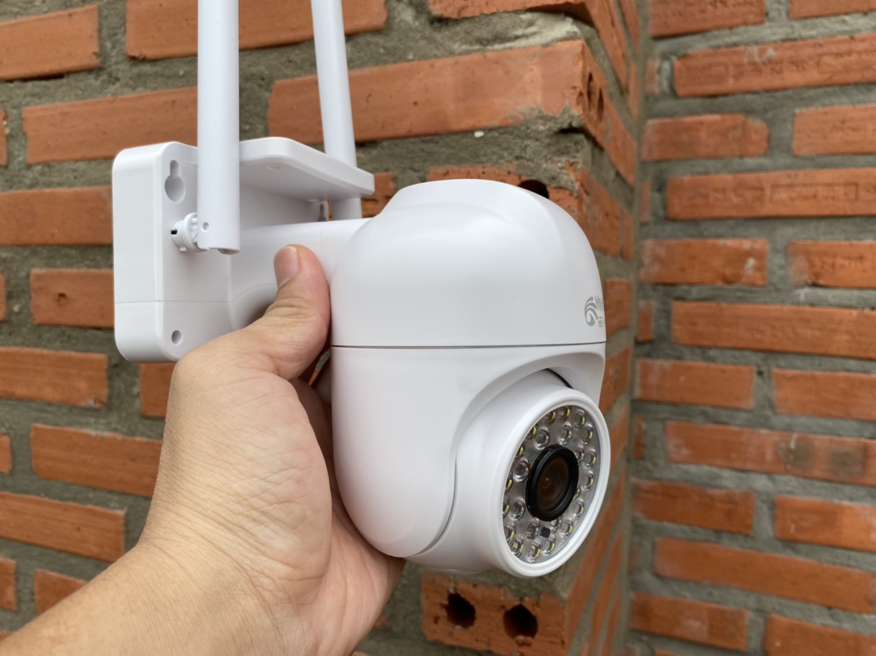 Camera IP Wifi Ngoài trời Yoosee PTZ FullHD 3.0 LED trợ sáng đàm thoại 2 chiều - hỗ trợ xoay 355 độ.HÀNG CHÍNH HÃNG