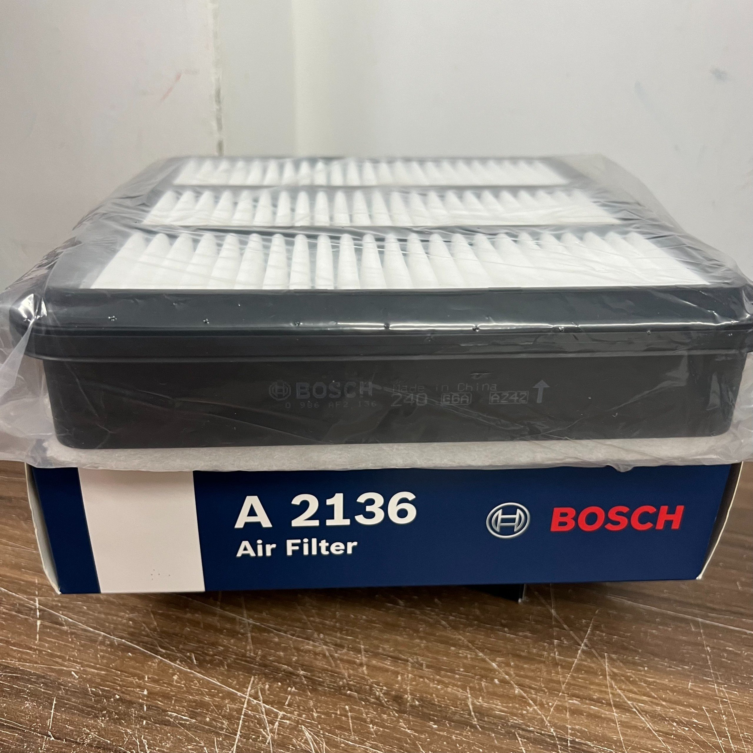 Lọc gió động cơ BOSCH A2136 MITSUBISHI Pajero sport 3.0 , Triton , Xuất xứ China
